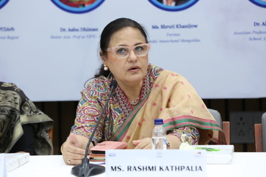 Ms. Rashmi Kathpalia speaking on the panel