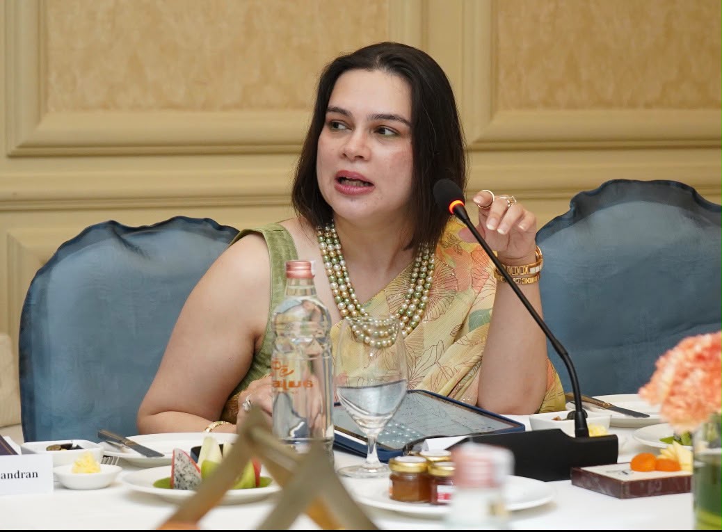 Ms. Mehak Oberoi speaking at the roundtable